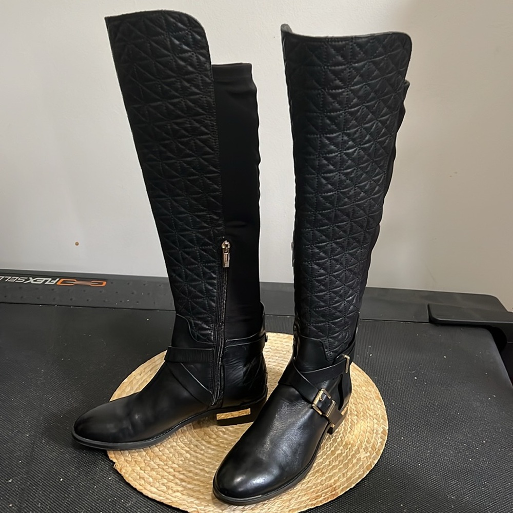 Vince Camuto Leather Equestrian Gold Hardware Detailing Knee High Boots Size 6